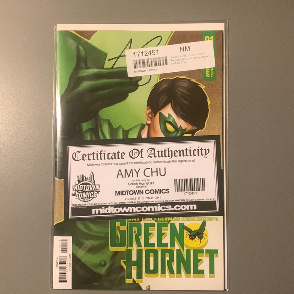 (C10) Green Hornet #1 Mike Choi Cover Signed with COA